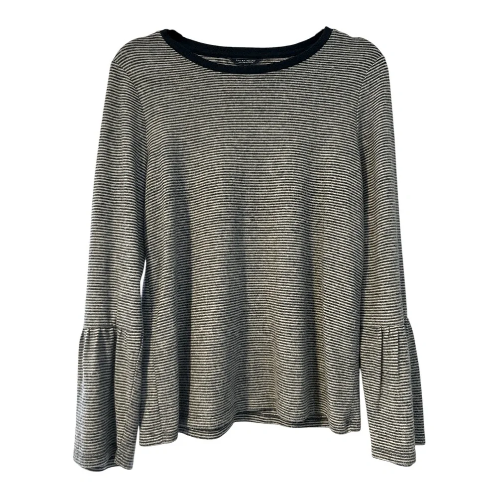 Lucky Brand Stripe Cloud Jersey Bell Sleeve Top size small - Picture 4 of 4